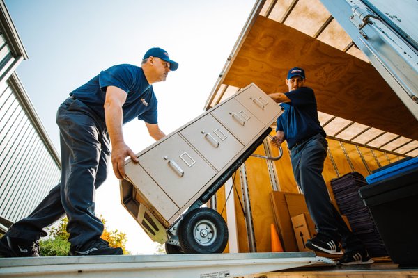 Local Moving Service - Happy Home Movers provide the best household moving services-oriented straightly to your family’s requirements. Each customer is extremely important to us. We are providing outstanding moving services. Packing and unpacking, loading and unloading. We make your move easy! Local Moving Service - Happy Home Movers provide the best household moving services-oriented straightly to your family’s requirements. Each customer is extremely important to us. We are providing outstanding moving services. Packing and unpacking, loading and unloading. We make your move easy!