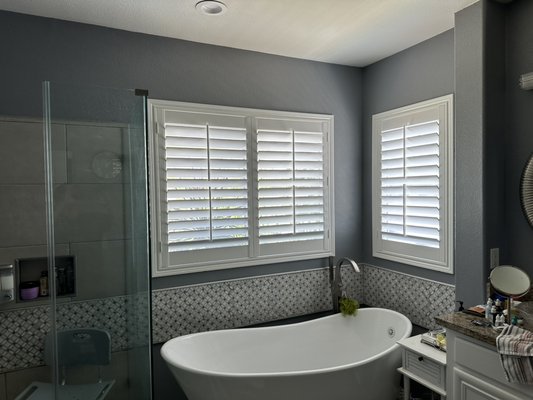 Shutters - Shutters came with a lifetime warranty Shutters - Shutters came with a lifetime warranty