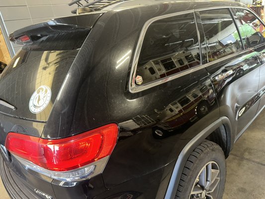Jeep Cherokee  - Scroll through the transformation as if you hit factory rest.
Exterior Wash❗️
Interior Detail ❗️ Jeep Cherokee  - Scroll through the transformation as if you hit factory rest.
Exterior Wash❗️
Interior Detail ❗️