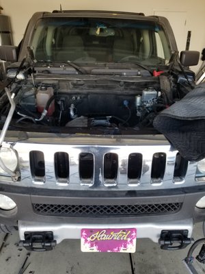 2010 Hummer - Customer hadn't changed the oil in over 2 years. Time for new engine. 2010 Hummer - Customer hadn't changed the oil in over 2 years. Time for new engine.