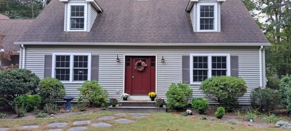 Vernon house - New 5" gutters, 2x3 downspouts and Leaf Protection Vernon house - New 5" gutters, 2x3 downspouts and Leaf Protection