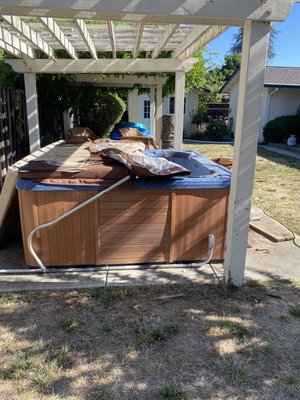 Hot Tub removal - This hot tub removal was done to give the customer more space in their yard! Mission accomplished! Hot Tub removal - This hot tub removal was done to give the customer more space in their yard! Mission accomplished!
