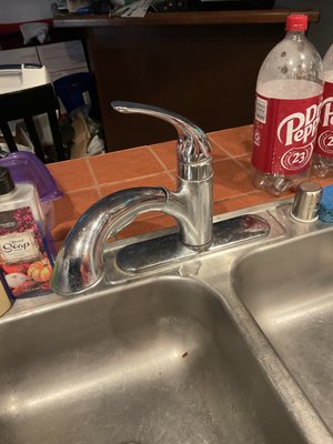 Faucet replacement - Replace a leaking faucet with a plastic trap