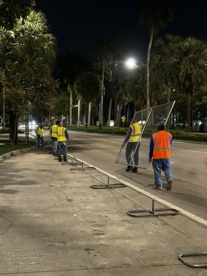 Coconout Grove art fest 2025. - Temporary fence For rent . Coconout Grove art fest 2025. - Temporary fence For rent .