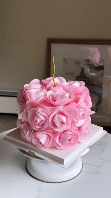 Floral pink cake - Custom Floral Bloom Cake featuring handcrafted edible roses in soft pink shades. Designed for birthdays, bridal showers, baby showers, and special celebrations. Every flower is carefully piped by hand, creating an elegant and luxurious centerpiece that is as beautiful as it is delicious. Available in a variety of flavors and fully customizable to match your event theme. Floral pink cake - Custom Floral Bloom Cake featuring handcrafted edible roses in soft pink shades. Designed for birthdays, bridal showers, baby showers, and special celebrations. Every flower is carefully piped by hand, creating an elegant and luxurious centerpiece that is as beautiful as it is delicious. Available in a variety of flavors and fully customizable to match your event theme.