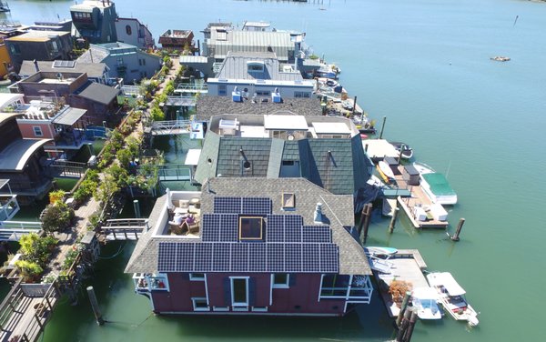 Bay Area Residential Solar & Energy Storage Systems - From SF's classic Edwardian and Craftsman's to the Suburban Ranchers to the Mid Century Modern Eichler's, Earthwise Energy has tastefully integrated solar electric and energy storage systems in to hundreds of the bay area's most beautiful homes. Bay Area Residential Solar & Energy Storage Systems - From SF's classic Edwardian and Craftsman's to the Suburban Ranchers to the Mid Century Modern Eichler's, Earthwise Energy has tastefully integrated solar electric and energy storage systems in to hundreds of the bay area's most beautiful homes.