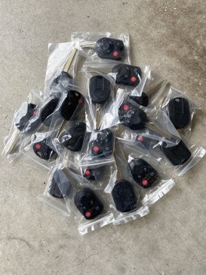 Car key replacement - Replacement Key For Car- We Have You Covered
For all your replacement key for car needs, the team at Door N Key Locksmith have everything you need for Jeep, BMW, and many more. If you are located in the West Palm Beach, FL area, then a replacement key for car team is there, ready to assist you, right when you need help. You might need a new key as you have lost your others, or perhaps you just want a spare set to keep in case you are ever locked out of your vehicle. Call today.