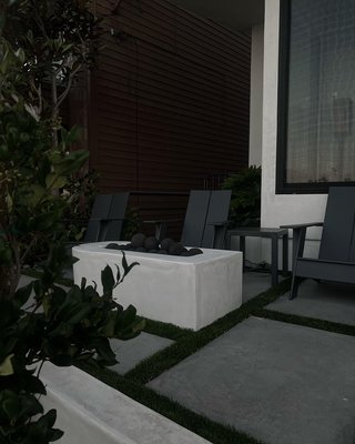 Waterfront Firepit - Located on Naples island sits a beautiful firepit with an amazing bay front view. Waterfront Firepit - Located on Naples island sits a beautiful firepit with an amazing bay front view.