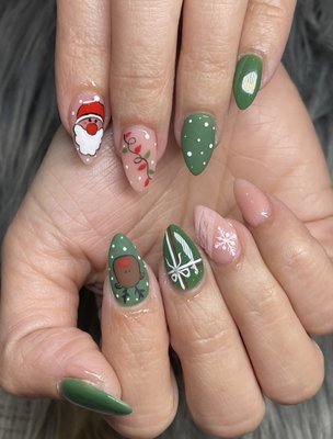 Holiday Nails - Holiday Nail Airt