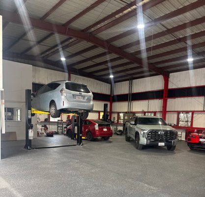 Full-Service Mechanical Repair — Start Auto Body - Start Auto Body isn't just a collision shop — we're a full-service auto care facility equipped to handle all your mechanical needs. Our Santa Clara shop features professional-grade hydraulic lifts, advanced diagnostic tools, and certified technicians ready to tackle everything from routine oil changes and brake inspections to suspension work and complex engine repairs.
Whether you drive a daily commuter, a family SUV, or a luxury vehicle, our team brings the same level of care and precision to every mechanical job. We serve drivers across Santa Clara, Sunnyvale, San Jose, Milpitas, and the greater Silicon Valley area.
Transparent pricing, fast turnarounds, and no hidden fees — that's the Start Auto Body promise. Walk-ins welcome. Free quotes available online or by phone at (415) 902-5055. Full-Service Mechanical Repair — Start Auto Body - Start Auto Body isn't just a collision shop — we're a full-service auto care facility equipped to handle all your mechanical needs. Our Santa Clara shop features professional-grade hydraulic lifts, advanced diagnostic tools, and certified technicians ready to tackle everything from routine oil changes and brake inspections to suspension work and complex engine repairs.
Whether you drive a daily commuter, a family SUV, or a luxury vehicle, our team brings the same level of care and precision to every mechanical job. We serve drivers across Santa Clara, Sunnyvale, San Jose, Milpitas, and the greater Silicon Valley area.
Transparent pricing, fast turnarounds, and no hidden fees — that's the Start Auto Body promise. Walk-ins welcome. Free quotes available online or by phone at (415) 902-5055.