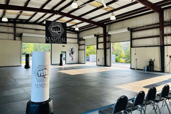 Studio Tour - Our Beautiful Space is a 3,000 sqft. training hall plus additional 1,000 sqft. in entry, additional training room, kitchen lounge, and offices. Studio Tour - Our Beautiful Space is a 3,000 sqft. training hall plus additional 1,000 sqft. in entry, additional training room, kitchen lounge, and offices.