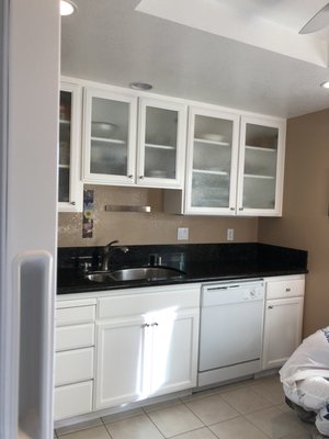 Finished Cabinets - These cabinets were in very bad condition, they were cracked, they had a lot of damage, I repaired all the damages and in the end they were as they appear in the photos;  you want to give a change to your kitchen feel free to send me a message or call me, my phone number is 650-762-4227 Daniel Pelaez