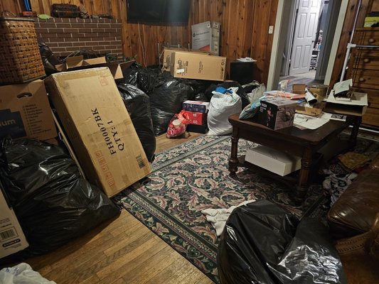 House cleanouts/hoarder rehab. - We are here to help when renters move out and they leave behind belongings. Also we know how to delicately help you achieve the extra space you desire in you or your loved ones life who may be a hoarder.