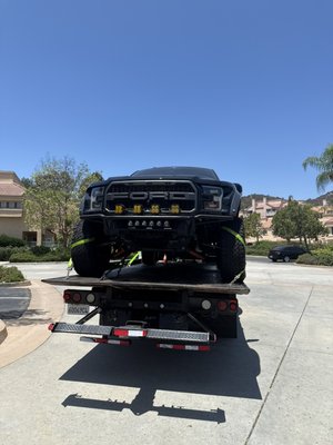 Towing services near you - Towing services San Diego county 
Local and long distance, Towing ￼
Jump start 
Lock out service