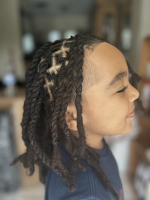 Dreadlock Maintenance: Wash, Retwist and Style! - Wash, Retwist and Style! Monthly maintenance recommended!