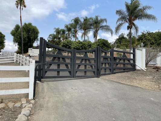 RANCH STYLE - Call or message now for any ideas or concepts RANCH STYLE - Call or message now for any ideas or concepts