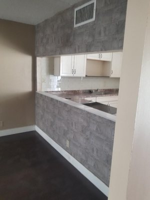 Kitchen remodel - Complete remodels of some our customers who needed a budjet kitchen with an open concept , we do this very inexpensive , give us a call at 561 545 1135 , We offer free estimates and free 3 D renditions making things easier to visualize