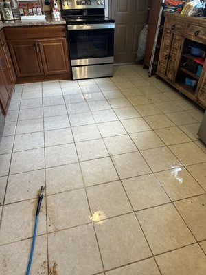 Kitchen Tile and Grout Cleaning - Are your tile floors looking dull and grimy? Check out these amazing before and after photos from one of our recent grout-cleaning projects!
✨ **Why Choose Us?**
- **Deep Cleaning:** We use advanced techniques to remove tough stains and grime.
- **Professional Service:** Our team is experienced and dedicated to making your home sparkle.
- **Satisfaction Guaranteed:** We pride ourselves on consistently delivering top-notch results.
Book your grout cleaning today and bring new life to your floors! 🏡✨ Kitchen Tile and Grout Cleaning - Are your tile floors looking dull and grimy? Check out these amazing before and after photos from one of our recent grout-cleaning projects!
✨ **Why Choose Us?**
- **Deep Cleaning:** We use advanced techniques to remove tough stains and grime.
- **Professional Service:** Our team is experienced and dedicated to making your home sparkle.
- **Satisfaction Guaranteed:** We pride ourselves on consistently delivering top-notch results.
Book your grout cleaning today and bring new life to your floors! 🏡✨