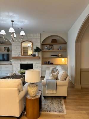 Cusom interior upgrades - Turn Your House Into the Home Everyone Talks About. Custom home upgrades, built-in bookcases, designer fireplaces, luxury kitchens, custom cabinetry, and high-end finishes that transform an ordinary house into the ultimate space for family, friends, and entertaining. Serving homeowners across the Houston area.