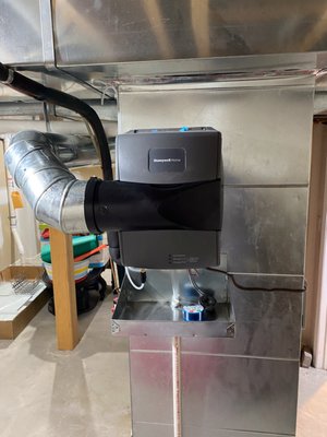 Humidifier installation and maintenance - Elevate your indoor comfort with Inventi Service's humidifier installation and maintenance expertise. Our skilled technicians ensure precise installation of high-quality humidifiers, tailored to your space. With regular maintenance, we optimize performance, enhancing air quality and comfort. Experience superior humidifier services - contact us today