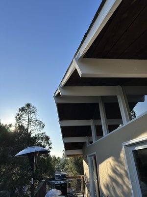 Restoration of the beams - We cleaned the beams from old paint, applied a special liquid for water protection, and painted them. Restoration of the beams - We cleaned the beams from old paint, applied a special liquid for water protection, and painted them.