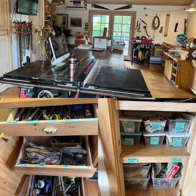 Wood Shop Makeover - This woodshop is a wood workers dream! But the room was so cluttered you couldn't find a thing. Wood Shop Makeover - This woodshop is a wood workers dream! But the room was so cluttered you couldn't find a thing.