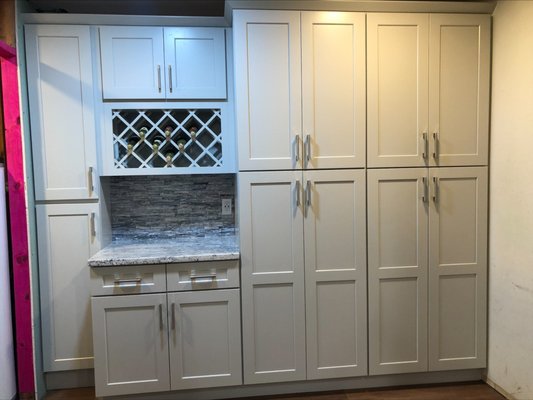 Kitchen Remodel 2021 - This remodel was done on an outdated kitchen that needed a new look. We had our in-house designers create the layout to the owner's liking, gutted it, and installed new cabinets and accessories to the kitchen to brighten up the home Kitchen Remodel 2021 - This remodel was done on an outdated kitchen that needed a new look. We had our in-house designers create the layout to the owner's liking, gutted it, and installed new cabinets and accessories to the kitchen to brighten up the home