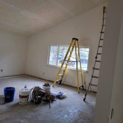 Interior popcorn removal. Skim coat primed and 2 coats - Start to finish popcorn removal, skim, coat and applied 2 coats of finish Interior popcorn removal. Skim coat primed and 2 coats - Start to finish popcorn removal, skim, coat and applied 2 coats of finish