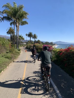 Birthday Ride with Lucy and Dean - Great city ride with Lucy and Dean. Happy Birthday Lucy! We brought the bikes to the El Encanto Hotel and started and ended the ride from there. Have a custom ride in mind? Please reach out to us!