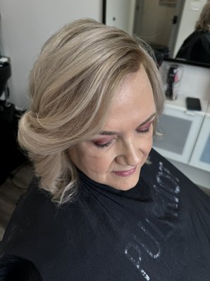 Claire’s first visit with me! - Claire’s Full Highlight and Lowlight, Color Touch-up and Signature Cut w/ Blow-Out!
Claire came to me with broken ends and dull lightened hair that’s toner had since washed out. I quickly went to work matching her base color and used Pulp Riot’s Faction-8 Permanent color for her root touch up and low lights as well as Pulp Riot’s Blonde AF lightening Powder with 10 volume and K-18’s Re-bonder added to protect her hair’s integrity while lifting only her root area. We followed with a deep treatment of K-18’s Reconstructing Treatment. Cut only the dead ends, added beautiful mesh cut layers, concaving the crown to give her a waterfall of volume. Then finished up with  Verb’s cream Heat Guard, Volumizing powder and Shine Serum to complete her beautiful blow-out for a lived-in highlighted look that took her from blonde to Sunkissed and Shining!