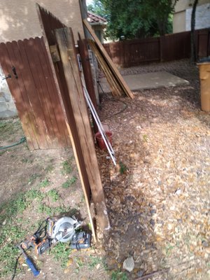 fence and stud repair - Need fence repair and replacement at affordable priceses. fence and stud repair - Need fence repair and replacement at affordable priceses.