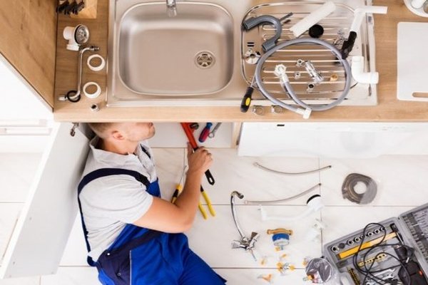 Plumbing Repairs and Service - Your home is more than just a structure; it’s your sanctuary, your haven of comfort. To ensure your sanctuary remains in top-notch condition, regular maintenance is key. Among the essential aspects of home maintenance, plumbing often takes center stage. Welcome to Bluejay Maintenance and Construction, where we understand that your home deserves the best care. We’ll explore the vital role of regular plumbing maintenance and why choosing us is the smartest decision for your home’s well-being.