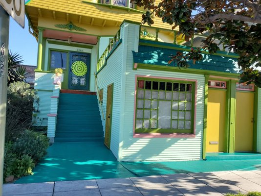 victorian house painting reconstruction - Exterior reconstruction and painting renovation