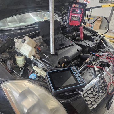 No-Start Nissan Maxima - Diagnosed a no-start issue on a Nissan Maxima and traced the problem to a faulty fuse box. Replaced the fuse box and restored full starting function - another save without a tow!