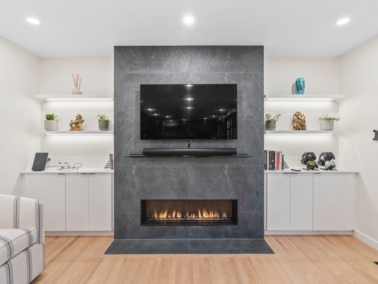 Modern but Cozy Living Room - We gave this super cozy living room a modern update but still left it feeling so welcoming with a wow factor! Modern but Cozy Living Room - We gave this super cozy living room a modern update but still left it feeling so welcoming with a wow factor!