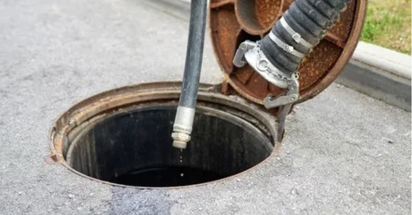 Sewage Clean Up - Why put yourself at risk? Let our certified professionals handle the dangerous and unpleasant task of cleaning sewage spills. Sewage Clean Up - Why put yourself at risk? Let our certified professionals handle the dangerous and unpleasant task of cleaning sewage spills.