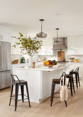 Kitchen Remodel - Bright and new kitchen remodel