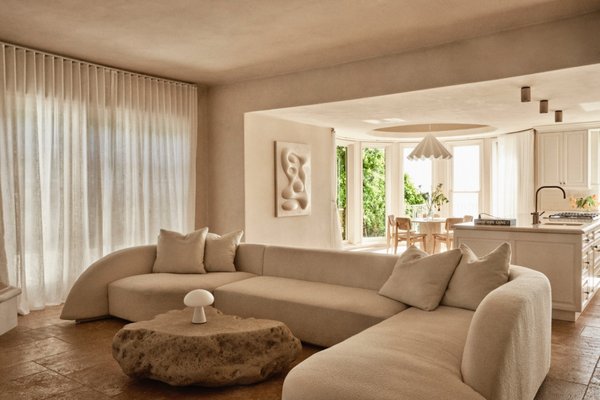 Pacific Palisades - Full Home Remodeling - Built to meet the highest standards of craftsmanship and design, and in collaboration with the talented Elisa Baran Trean, this gorgeous home in Pacific Palisades was designed to meet the standards of modern living at its finest.  Both the design and the construction sought to emphasize the beauty of the surroundings, giving the owners a full view of the picturesque mountains, while also inviting the softness of the ocean, a design choice that was made possible through the use of rounded, earthy, asymmetrical lighting and finishes.  Innovation Design and Construction performed this job on schedule and on budget, maintaining a very positive relationship with both the architect and the home owner, and leading to additional collaborations.