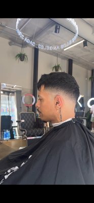 SAGA STUDIOS BARBERSHOP - WE ARE SAGA STUDIOS
Located in the heart of Downtown Los Angeles, Saga Studios has been transforming the barbershop experience since 2022