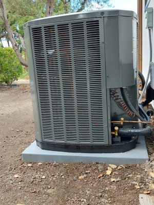 Custom Home Installation - These photos show the equipment installed on a custom home build in San Jose CA. The system is tied to a zone control system, giving the home owner the option to Heat and Cool the upstairs and down stairs either separately or together. Custom Home Installation - These photos show the equipment installed on a custom home build in San Jose CA. The system is tied to a zone control system, giving the home owner the option to Heat and Cool the upstairs and down stairs either separately or together.