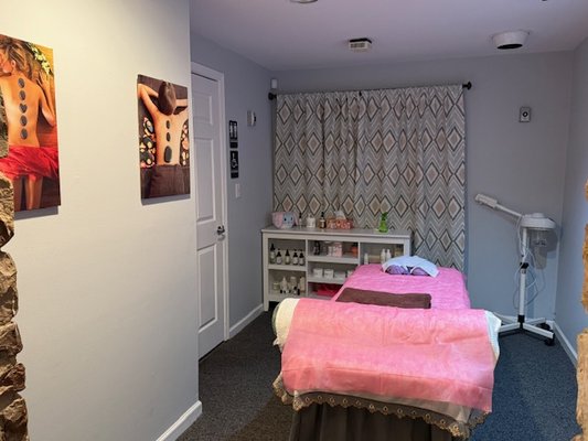 Your Oasis for Relaxation and Rejuvenation - At Sunny Massage & Wellness, we specialize in providing a serene escape where relaxation meets healing. Our skilled therapists offer a variety of personalized massage therapies, including Swedish, deep tissue, hot stone, and aromatherapy, designed to melt away stress and revitalize your body. Whether you're seeking relief from tension, improved circulation, or simply a peaceful retreat, Sunny Massage & Wellness is your sanctuary for health and well-being. Conveniently located and dedicated to your comfort, we invite you to discover the art of holistic care today. Your Oasis for Relaxation and Rejuvenation - At Sunny Massage & Wellness, we specialize in providing a serene escape where relaxation meets healing. Our skilled therapists offer a variety of personalized massage therapies, including Swedish, deep tissue, hot stone, and aromatherapy, designed to melt away stress and revitalize your body. Whether you're seeking relief from tension, improved circulation, or simply a peaceful retreat, Sunny Massage & Wellness is your sanctuary for health and well-being. Conveniently located and dedicated to your comfort, we invite you to discover the art of holistic care today.