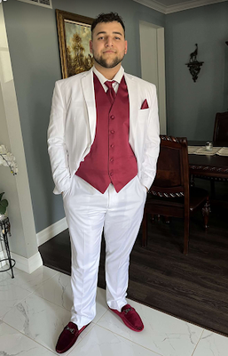Mens Wear - Sharp Looks, Expert Tailoring
We handle suits, dress shirts, and more—offering alterations and repairs to keep men’s wardrobes sharp, comfortable, and professionally styled. Mens Wear - Sharp Looks, Expert Tailoring
We handle suits, dress shirts, and more—offering alterations and repairs to keep men’s wardrobes sharp, comfortable, and professionally styled.