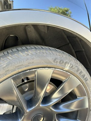 Mobile curb rash repair - Mobile curb rash repair for any wheel type and finish Mobile curb rash repair - Mobile curb rash repair for any wheel type and finish