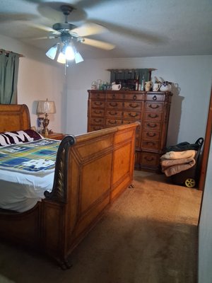 Home/room cleaning - No matter if you are maintaining a rental property, moving in or out, or need a deep cleaning in time for the holidays, give me a call and I look forward to helping transform your home!