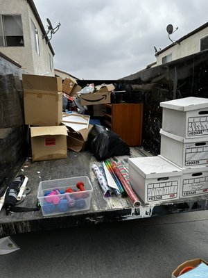 Garage clean out - For this job we helped the customer clean out and remove lots of boxes of donation items, garbage and recycling.  We were happy to drop off kids items to the Boys and Girls Club of Newhall just in time for summertime activities!