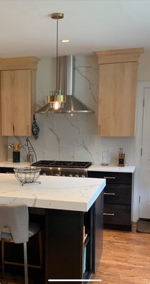 Kitchen remodel - This kitchen was completely reimagined—new layout, modern, and sleek design Kitchen remodel - This kitchen was completely reimagined—new layout, modern, and sleek design