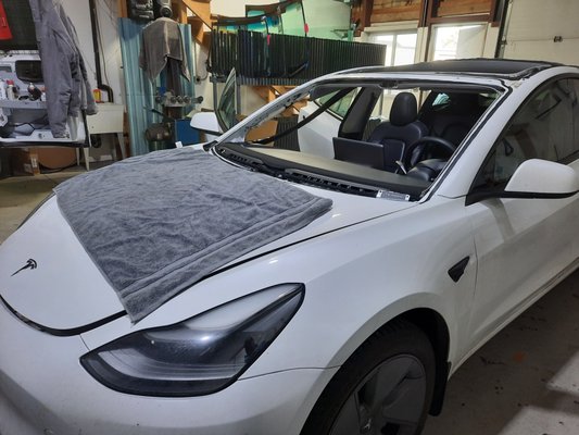 Windshield Replacement - A windshield replacement with ADAS (Advanced Driver Assistance Systems) is more than a glass swap—it is a critical safety service. Modern windshields often act as the "eyes" for your car, housing cameras and sensors that power features like automatic braking and lane-keeping.
The Windshield Replacement Process
Removal & Preparation: Technicians carefully remove the damaged glass without harming the frame, then clean and prep the area with specialized adhesives.
Glass Selection: Using OEM (Original Equipment Manufacturer) glass is often recommended or required for ADAS-equipped vehicles to ensure the camera’s view isn't distorted by minor variations in glass curvature or tint.
Installation: The new windshield is precisely aligned and bonded to the vehicle to maintain structural integrity.
Why ADAS Calibration is Mandatory
Any time a windshield is replaced, the mounted camera is moved or disconnected. Even a 1-degree misalignment can result in safety systems being off by several feet on the road.
Static Calibration: Performed in a shop using specialized targets and lasers.
Dynamic Calibration: Requires the vehicle to be driven at specific speeds on well-marked roads to "teach" the camera its new position.
Safety Risk: Skipping this step can lead to false warnings or the complete failure of emergency braking systems.
What to Expect
Time: A standard replacement takes about 1–2 hours, but adding ADAS calibration can extend the total time to 3 hours or more.
Cost: Calibration typically adds $100 to $300 to the service, though some high-end systems can push total costs over $1,000.
Insurance: Many comprehensive policies cover both the glass replacement and the necessary ADAS recalibration.
Would you like to find a certified service center near you or check if your specific vehicle model requires static or dynamic calibration? You found it, Cascade Auto Glass Fife. Windshield Replacement - A windshield replacement with ADAS (Advanced Driver Assistance Systems) is more than a glass swap—it is a critical safety service. Modern windshields often act as the "eyes" for your car, housing cameras and sensors that power features like automatic braking and lane-keeping.
The Windshield Replacement Process
Removal & Preparation: Technicians carefully remove the damaged glass without harming the frame, then clean and prep the area with specialized adhesives.
Glass Selection: Using OEM (Original Equipment Manufacturer) glass is often recommended or required for ADAS-equipped vehicles to ensure the camera’s view isn't distorted by minor variations in glass curvature or tint.
Installation: The new windshield is precisely aligned and bonded to the vehicle to maintain structural integrity.
Why ADAS Calibration is Mandatory
Any time a windshield is replaced, the mounted camera is moved or disconnected. Even a 1-degree misalignment can result in safety systems being off by several feet on the road.
Static Calibration: Performed in a shop using specialized targets and lasers.
Dynamic Calibration: Requires the vehicle to be driven at specific speeds on well-marked roads to "teach" the camera its new position.
Safety Risk: Skipping this step can lead to false warnings or the complete failure of emergency braking systems.
What to Expect
Time: A standard replacement takes about 1–2 hours, but adding ADAS calibration can extend the total time to 3 hours or more.
Cost: Calibration typically adds $100 to $300 to the service, though some high-end systems can push total costs over $1,000.
Insurance: Many comprehensive policies cover both the glass replacement and the necessary ADAS recalibration.
Would you like to find a certified service center near you or check if your specific vehicle model requires static or dynamic calibration? You found it, Cascade Auto Glass Fife.