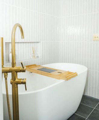 Randall Avenue - Bathroom Remodel - This project features a modern bathroom design and remodel in Orange County. The client was seeking a spa-like experience that felt like a home away from home.