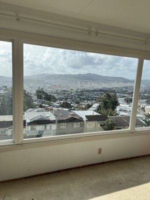 Large Insulated Glass Unit Replacement - This Insulated Glass Units (IGU) seal failed, causing it to fog up and be less energy efficient. We replaced the IGU with no issues.