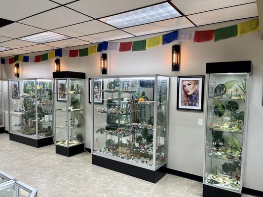 Shop our Vast Selection of Quality Jewelry! - Laughing Buddha Body Piercing is the premiere online destination for high quality hand-crafted body jewelry by the world’s best body jewelry artists. Visit our shops in Upland and Riverside, CA for a professional piercing and browse our collections in person. Shop our Vast Selection of Quality Jewelry! - Laughing Buddha Body Piercing is the premiere online destination for high quality hand-crafted body jewelry by the world’s best body jewelry artists. Visit our shops in Upland and Riverside, CA for a professional piercing and browse our collections in person.